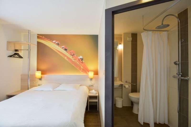 Brit Hotel Essentiel De Granville Zimmer foto